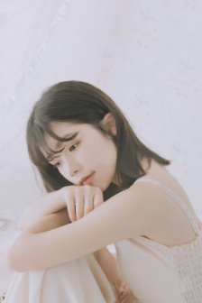 边吃奶边被躁欧美三级