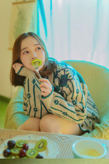 韩素英